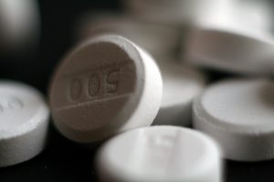 Paracetamol_acetaminophen_500_mg_pills